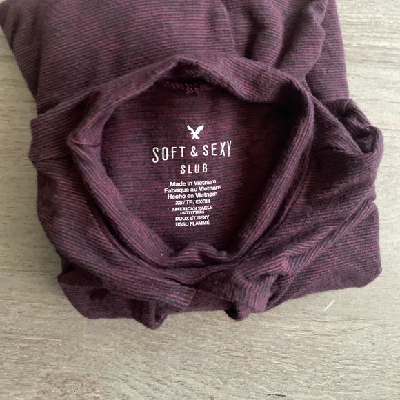 AE Soft and Sexy Keyhole Long Sleeve Top - Picture 8 of 11